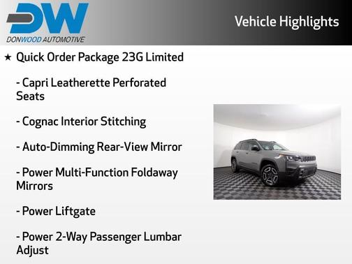 Sting Gray Clearcoat 2026 Jeep Cherokee Laredo