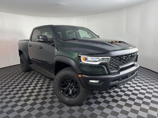 Serrano Red 2026 RAM 1500 RHO