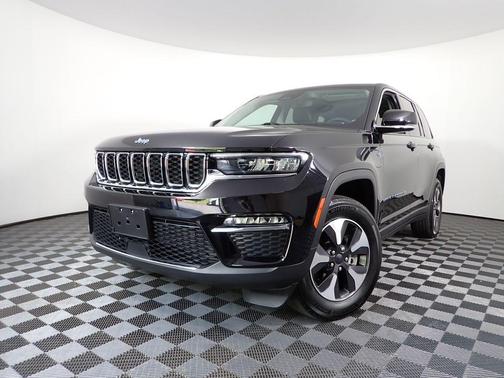 Diamond Black 2024 Jeep Grand Cherokee 4xe Base