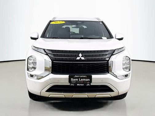 White Diamond 2022 Mitsubishi Outlander SEL