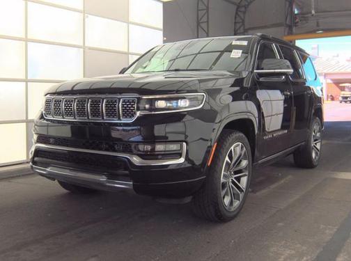 Diamond Black Crystal Pearlcoat 2024 Jeep Grand Wagoneer Series III
