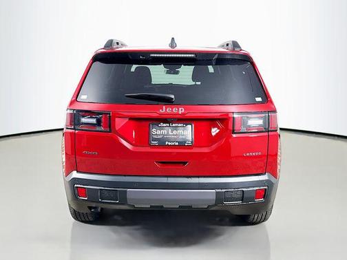 Red Hot Pearlcoat 2026 Jeep Cherokee Laredo