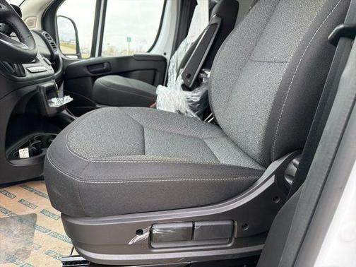 2025 RAM ProMaster 1500 Low Roof