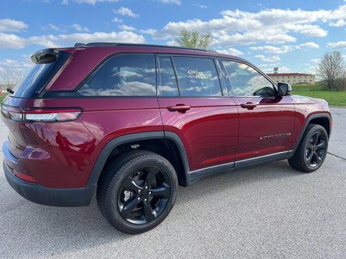 2023 Jeep Grand Cherokee Limited X