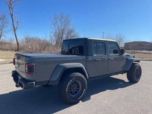 2022 Jeep Gladiator Sport S