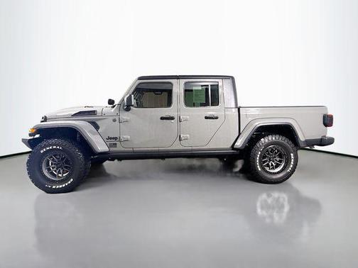 2022 Jeep Gladiator Sport S
