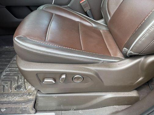 White Frost Tricoat 2025 GMC Sierra 1500 Denali