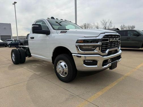 Bright White Clearcoat 2026 RAM 3500 Tradesman