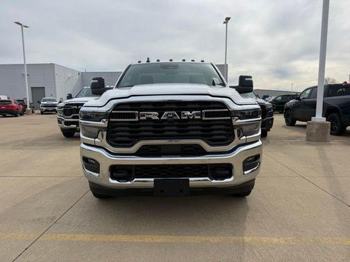 Bright White Clearcoat 2026 RAM 3500 Tradesman