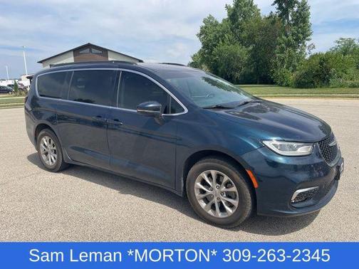 Fathom Blue Pearlcoat 2022 Chrysler Pacifica Touring L