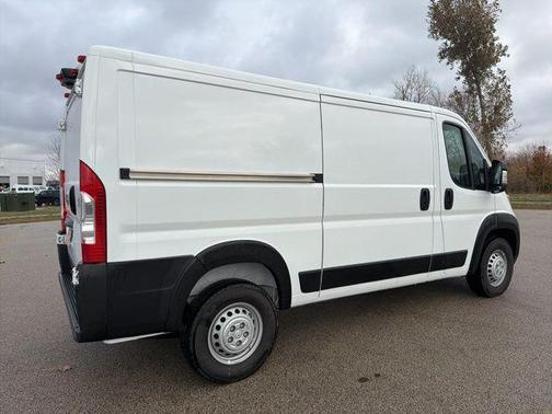 2025 RAM ProMaster 1500 Low Roof