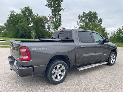 Granite Crystal Metallic Clearcoat 2020 RAM 1500 Big Horn/Lone Star