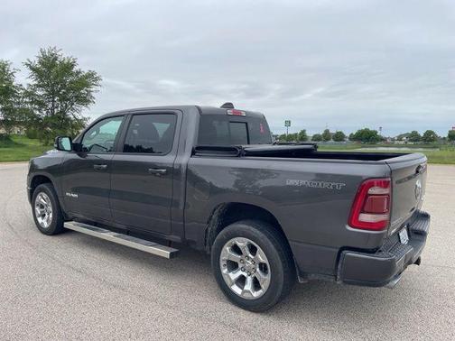 Granite Crystal Metallic Clearcoat 2020 RAM 1500 Big Horn/Lone Star