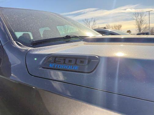 2026 RAM 1500 Express