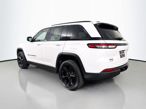 2024 Jeep Grand Cherokee Altitude