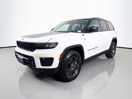 2024 Jeep Grand Cherokee 4xe Trailhawk