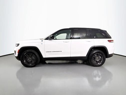 2024 Jeep Grand Cherokee 4xe Trailhawk
