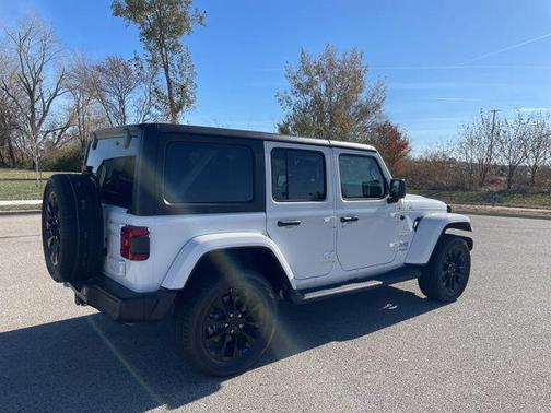 2022 Jeep Wrangler Unlimited 4xe Sahara