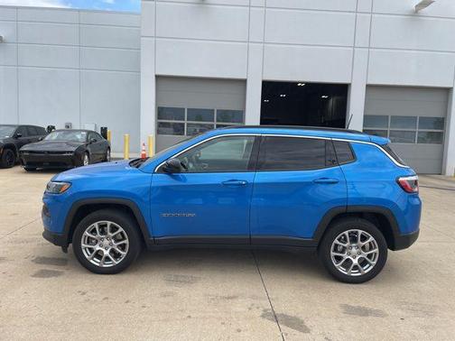 2024 Jeep Compass Latitude Lux