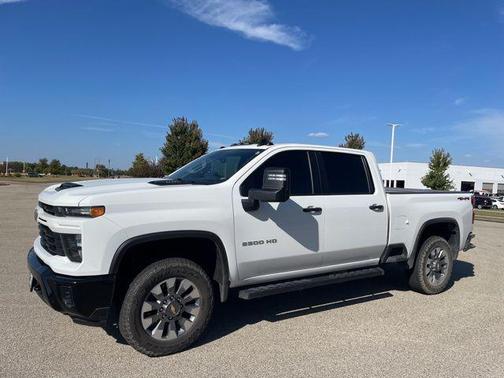 2024 Chevrolet Silverado 2500 Custom