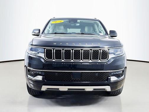 Diamond Black Crystal Pearlcoat 2024 Jeep Wagoneer Series II