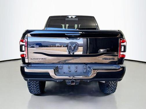 2022 RAM 3500 Limited