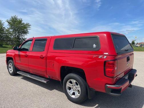 Red Hot 2018 Chevrolet Silverado 1500 LT