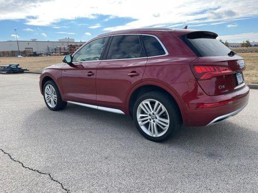 2018 Audi Q5 2.0T Premium Plus