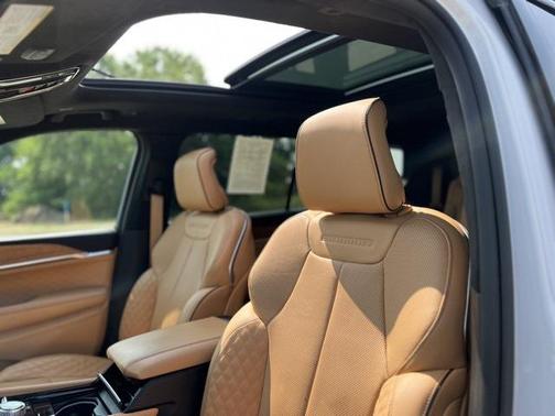 2022 Jeep Grand Cherokee L Summit