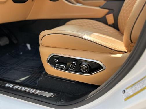 2022 Jeep Grand Cherokee L Summit