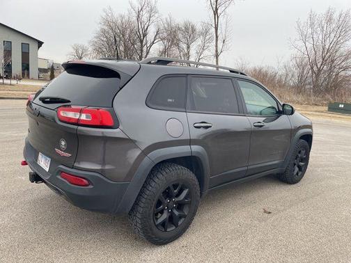 2016 Jeep Cherokee Trailhawk