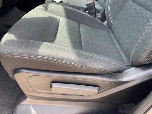 Granite Crystal Metallic Clearcoat 2025 RAM 1500 Warlock