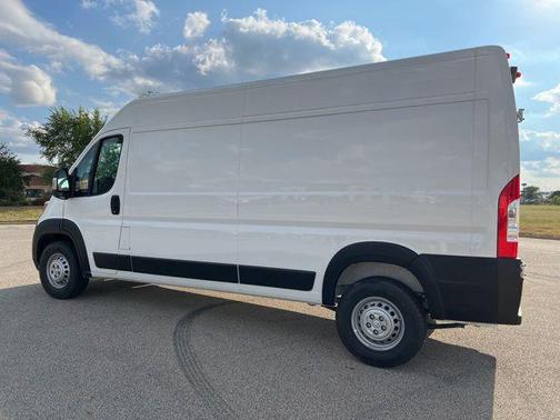 2025 RAM ProMaster 2500 Tradesman