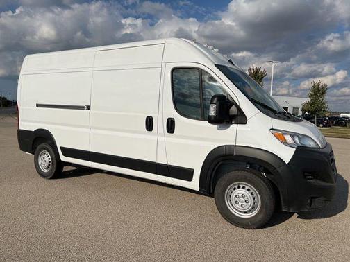2025 RAM ProMaster 2500 Tradesman