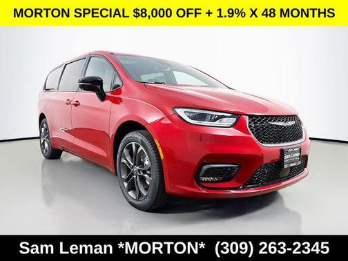Red Hot Pearlcoat 2026 Chrysler Pacifica L