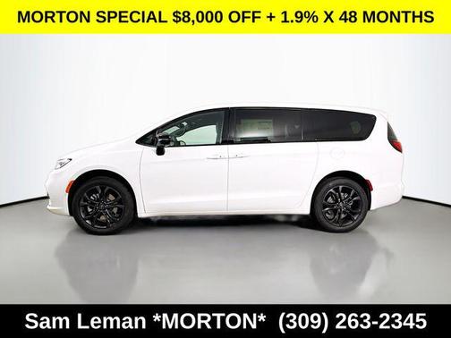 Bright White Clearcoat 2026 Chrysler Pacifica L
