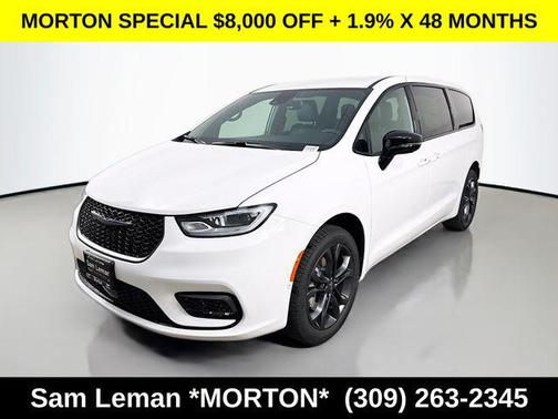 Bright White Clearcoat 2026 Chrysler Pacifica L