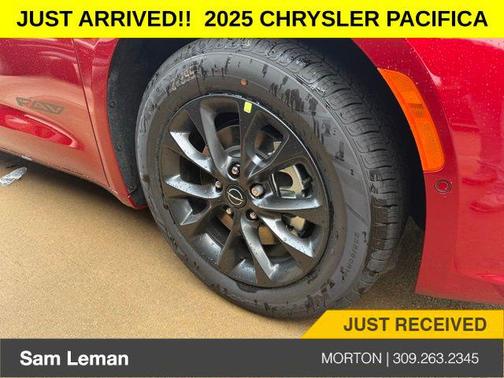 2025 Chrysler Pacifica L