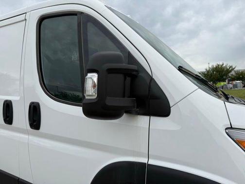 2025 RAM ProMaster 1500 Low Roof