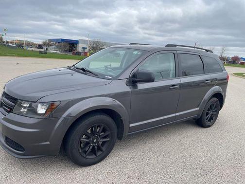 Granite Crystal Metallic Clearcoat 2020 Dodge Journey SE Value