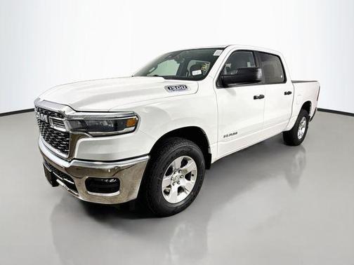 Bright White Clearcoat 2026 RAM 1500 Big Horn/Lone Star
