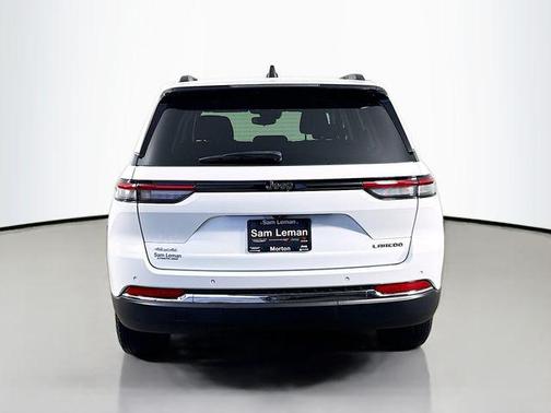 2023 Jeep Grand Cherokee Laredo