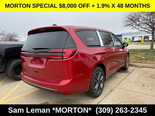 Red Hot Pearlcoat 2026 Chrysler Pacifica L