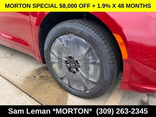 Red Hot Pearlcoat 2026 Chrysler Pacifica L