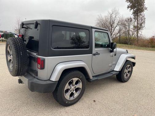 2016 Jeep Wrangler Sahara