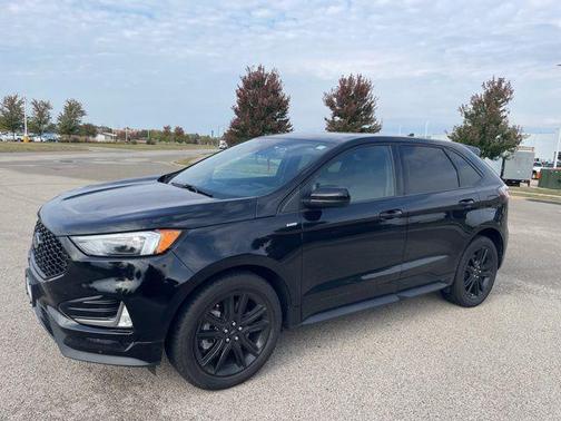 2022 Ford Edge ST Line