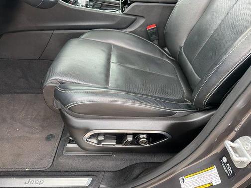 2025 Jeep Grand Cherokee L Overland