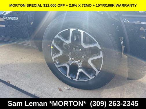 Diamond Black Crystal Pearlcoat 2026 RAM 1500 Laramie