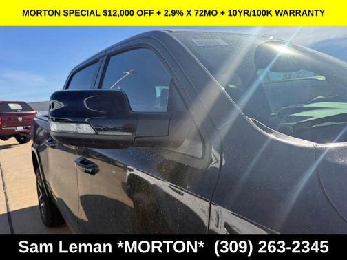 Diamond Black Crystal Pearlcoat 2026 RAM 1500 Laramie
