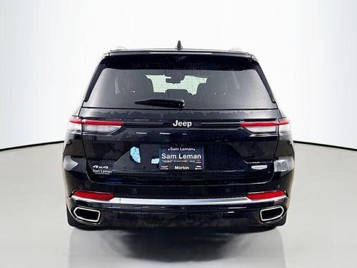 2023 Jeep Grand Cherokee Summit